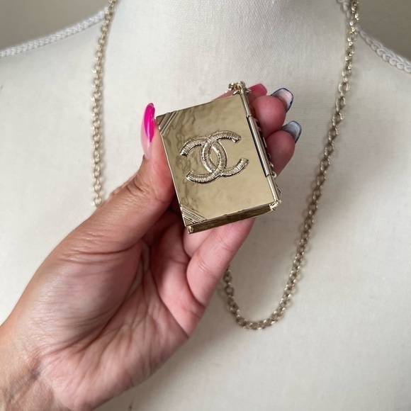 Chanel 2022 Lion Book Long Pendant Necklace - Picture 6 of 10